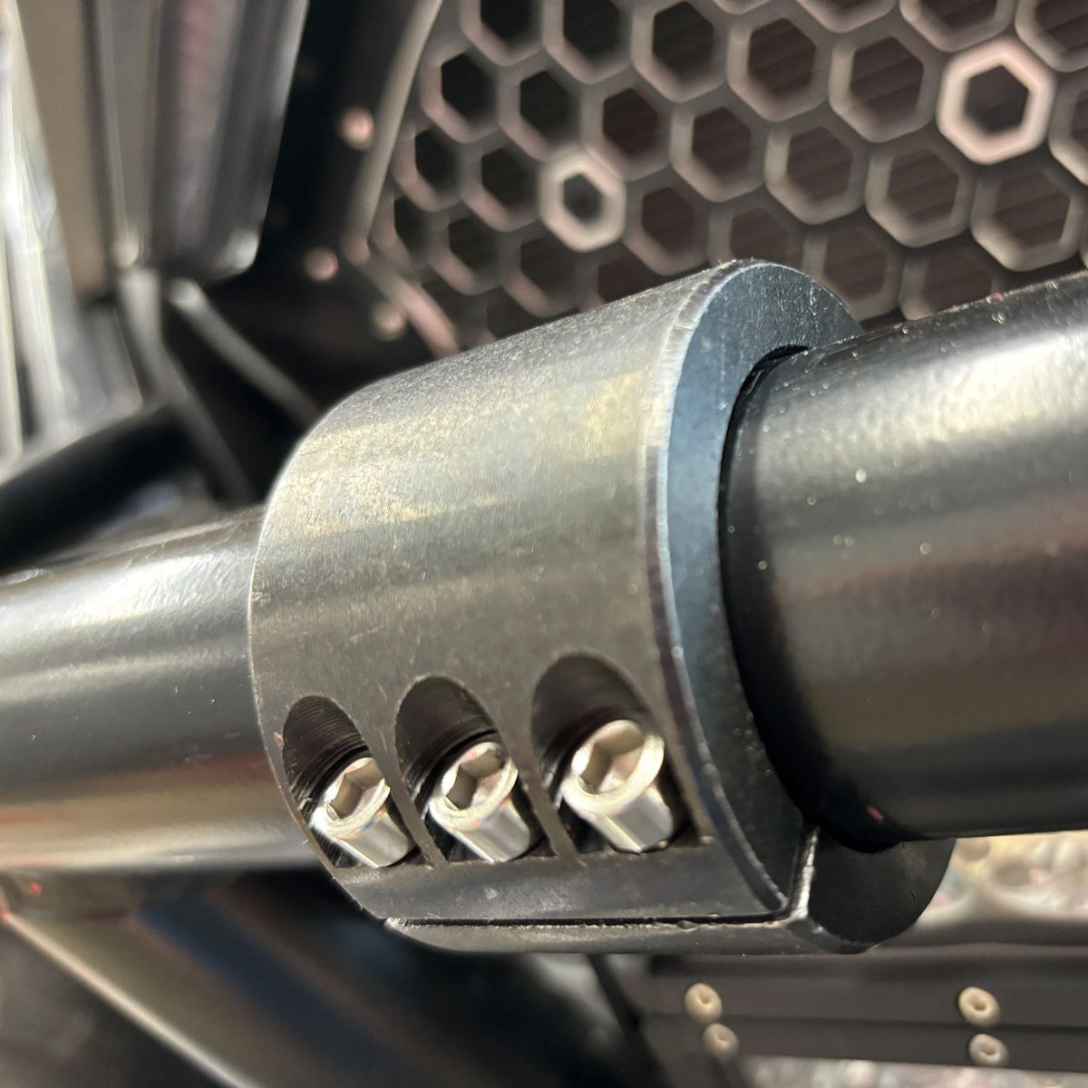 1.5" OD Steel Tube Clamp for UTV Roll Cage | Split Collar Tube Clamp for 1.5" Round Tubing - for Fabricating Bolt-on Accessories